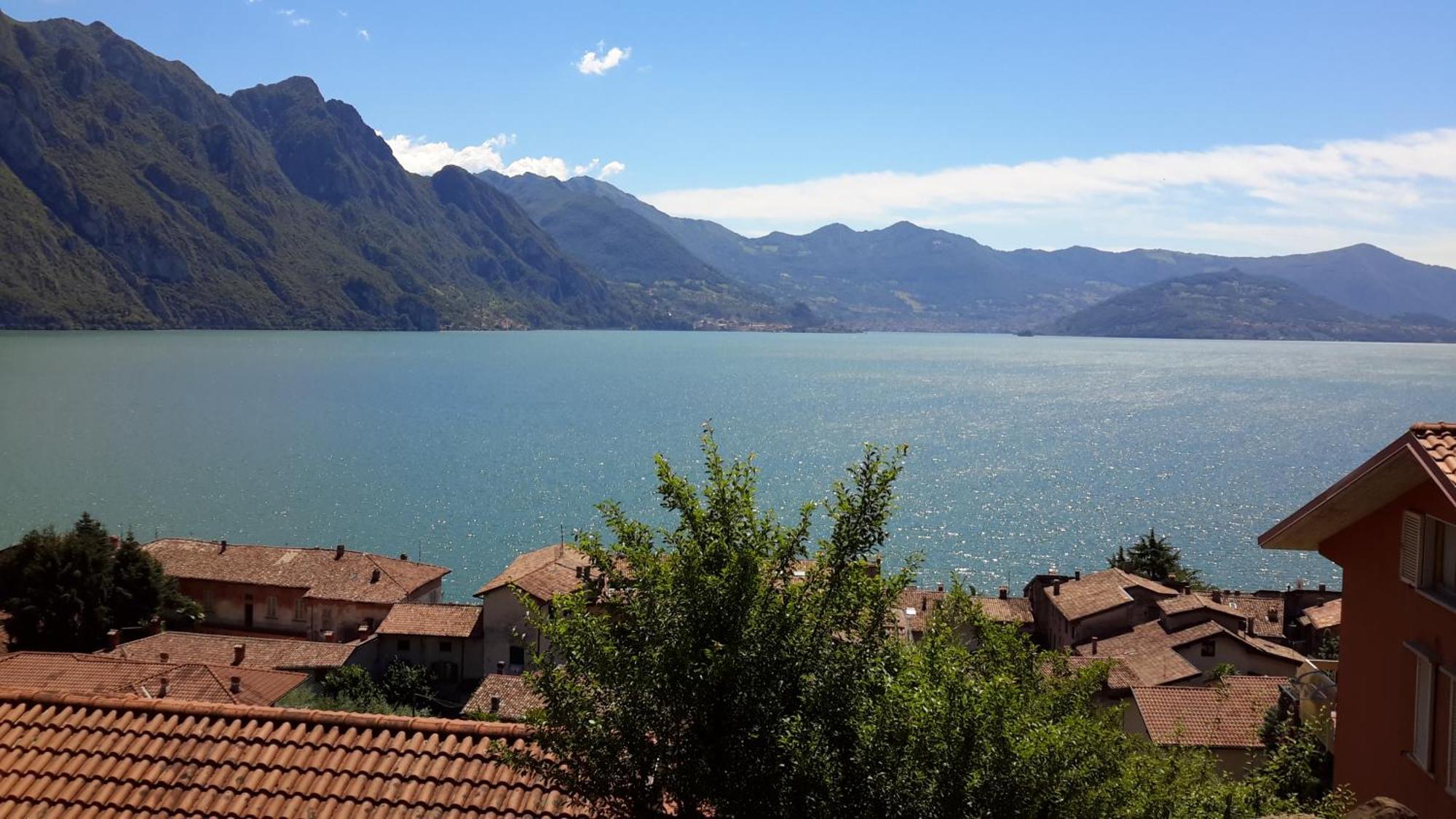 Iseolakerental - Vacanza Romantica Riva di Solto Kültér fotó